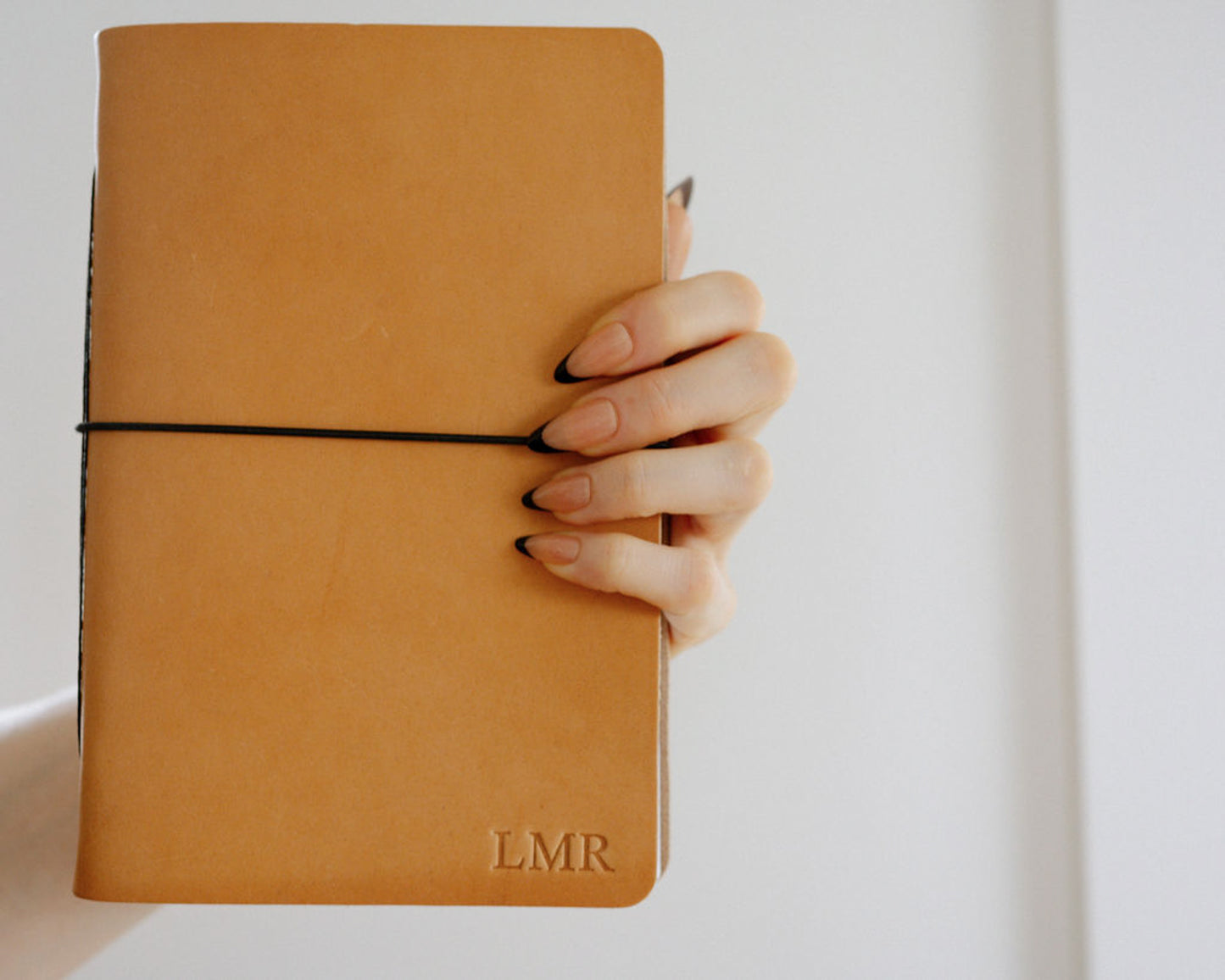 Personalized Leather Notebook / Sketchbook with Elastic Closure