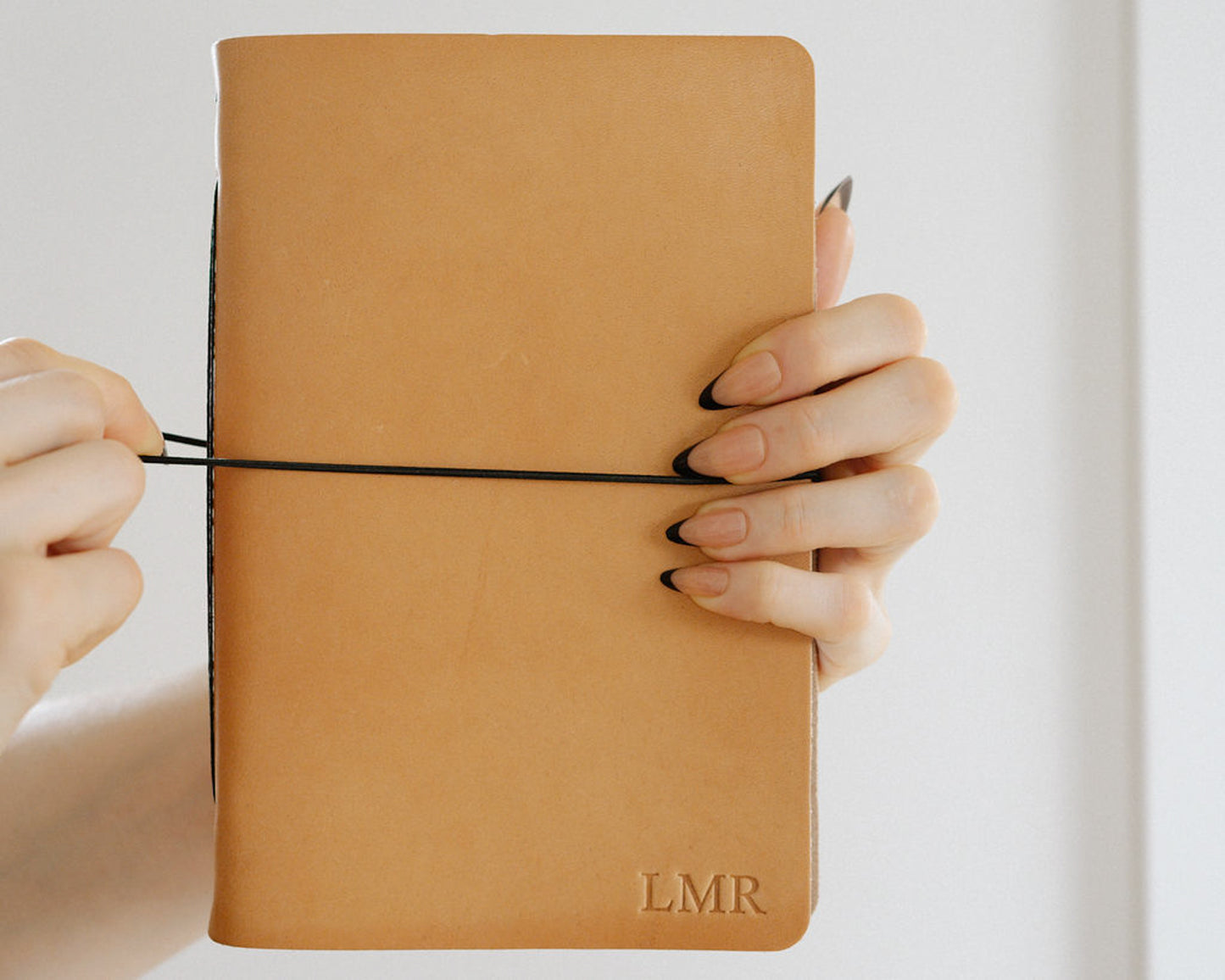 Personalized Leather Notebook / Sketchbook with Elastic Closure