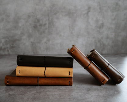 REFILLABLE Leather Notebook / Sketchbook with Elastic Closure - Black