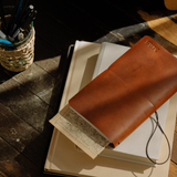 Refillable Leather Notebook with Elastic closure (Raw edges/classic)