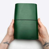 TRIFOLD WITH BACK POCKET