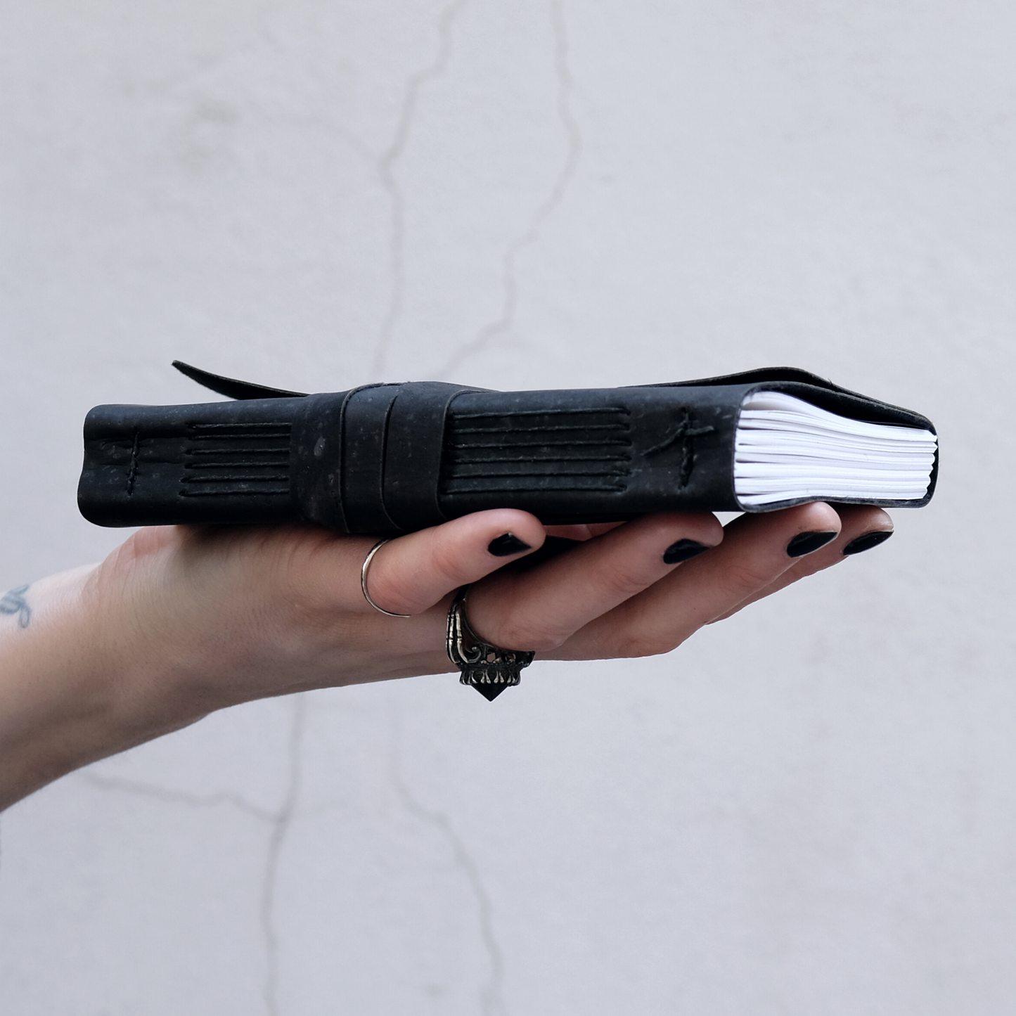 BLACK CORK FABRIC JOURNAL (VEGAN)